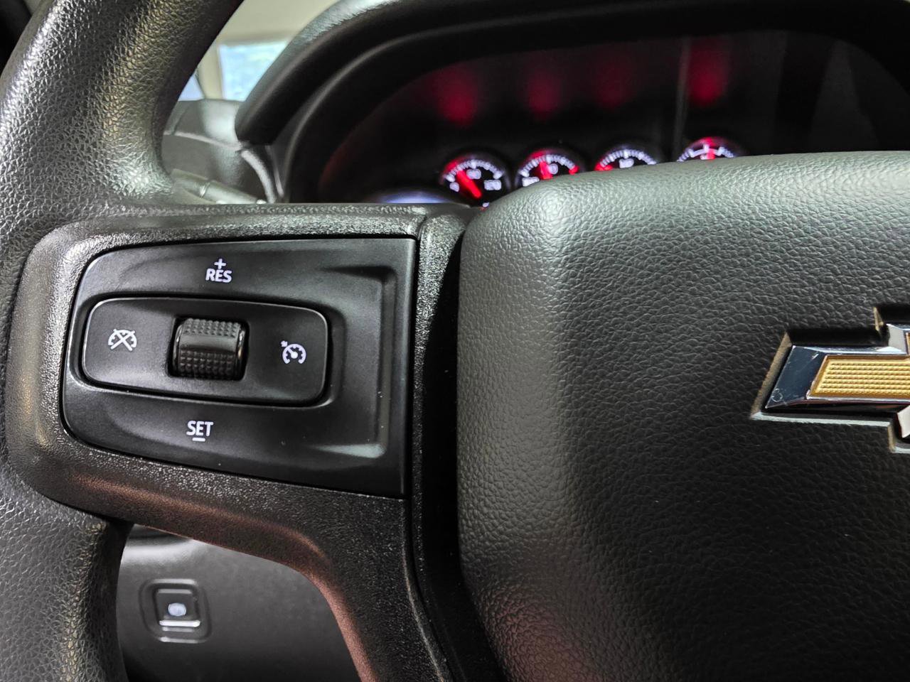 Used 2020 Chevrolet Silverado 1500 Custom w/ Custom Value Package AWD/4WD image 29