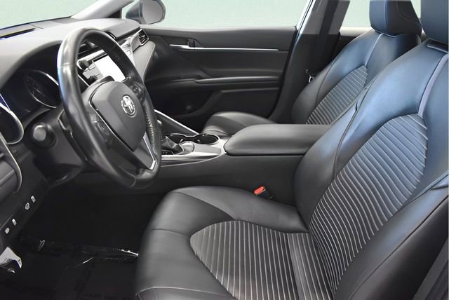 Used 2020 Toyota Camry SE w/ Carpet Mat Package FWD image 21