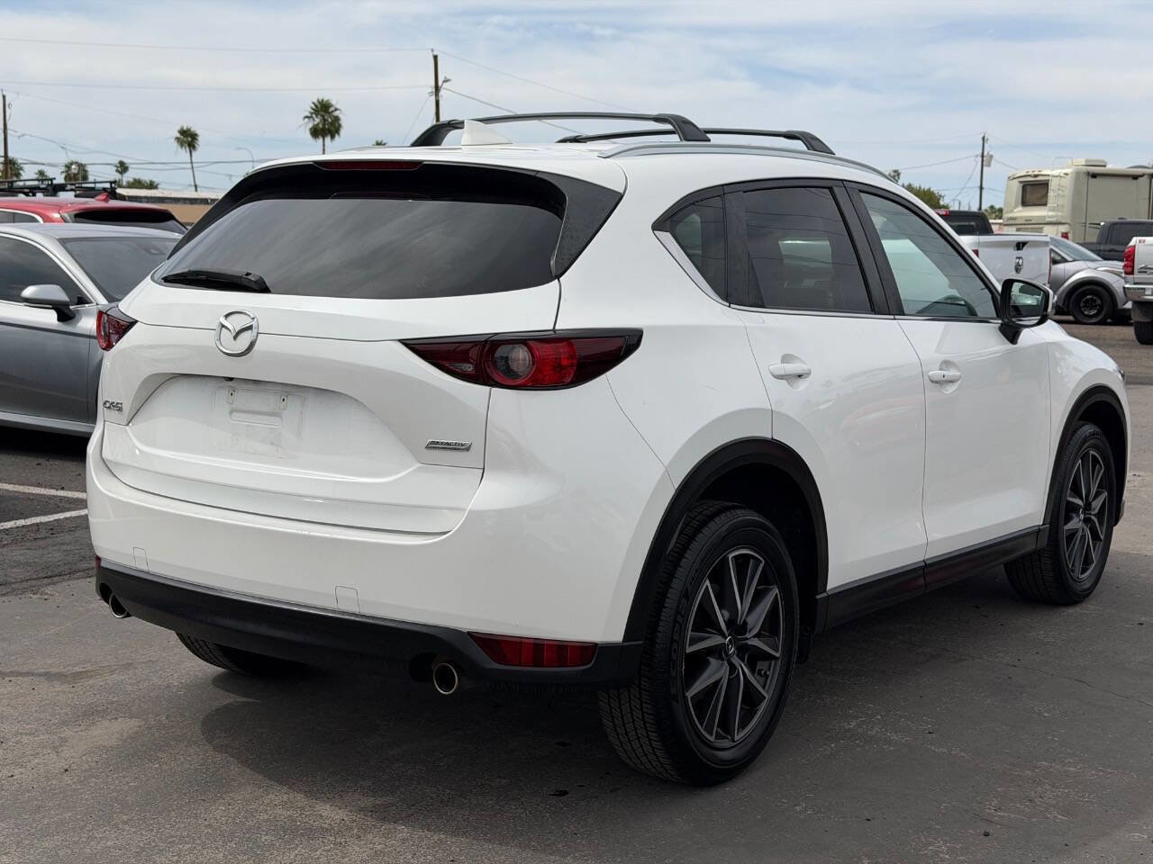 Used 2018 MAZDA CX-5 Touring w/ Preferred Equipment Package FWD image 10