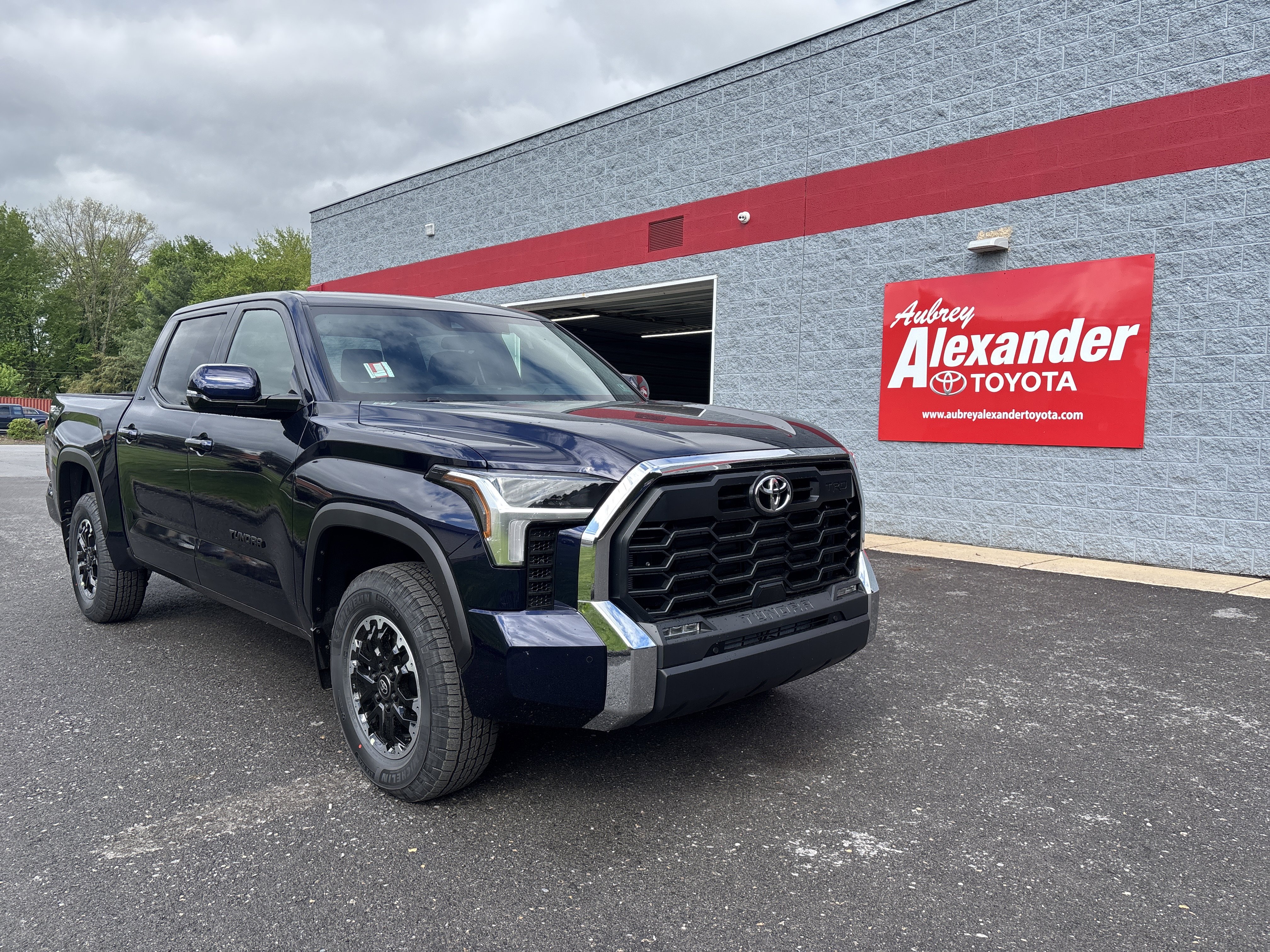 New 2026 Toyota Tundra SR5