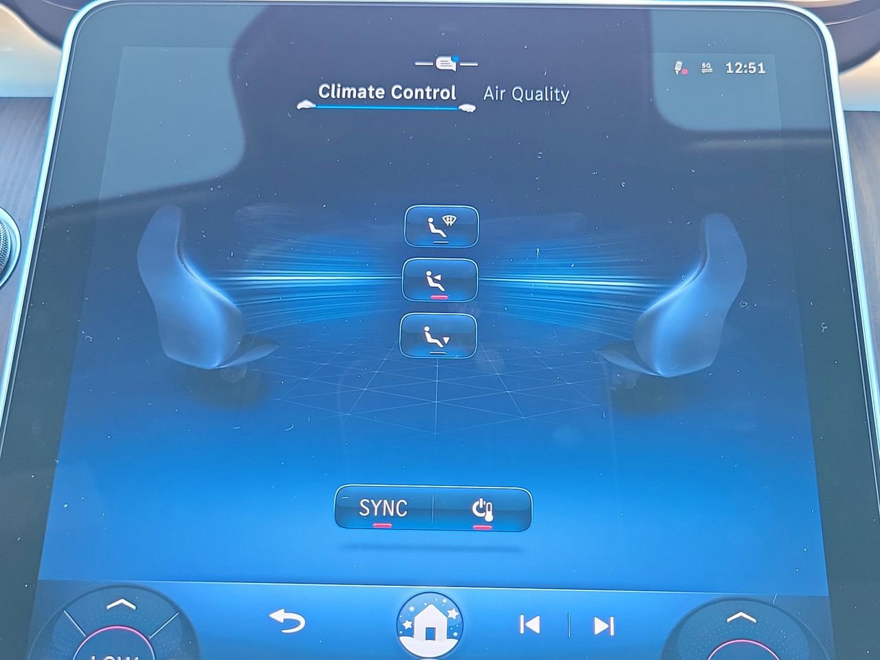 New 2026 Mercedes-Benz CLE 300 4MATIC Coupe image 17