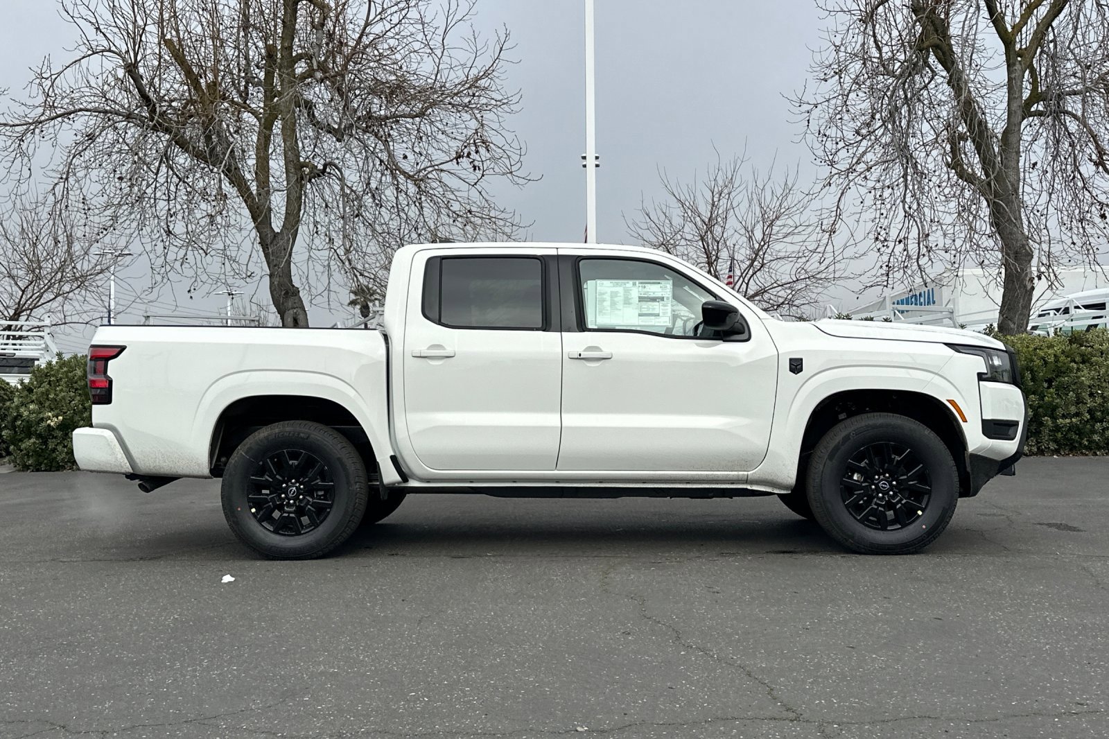 New 2026 Nissan Frontier SV w/ SV Convenience Package image 3