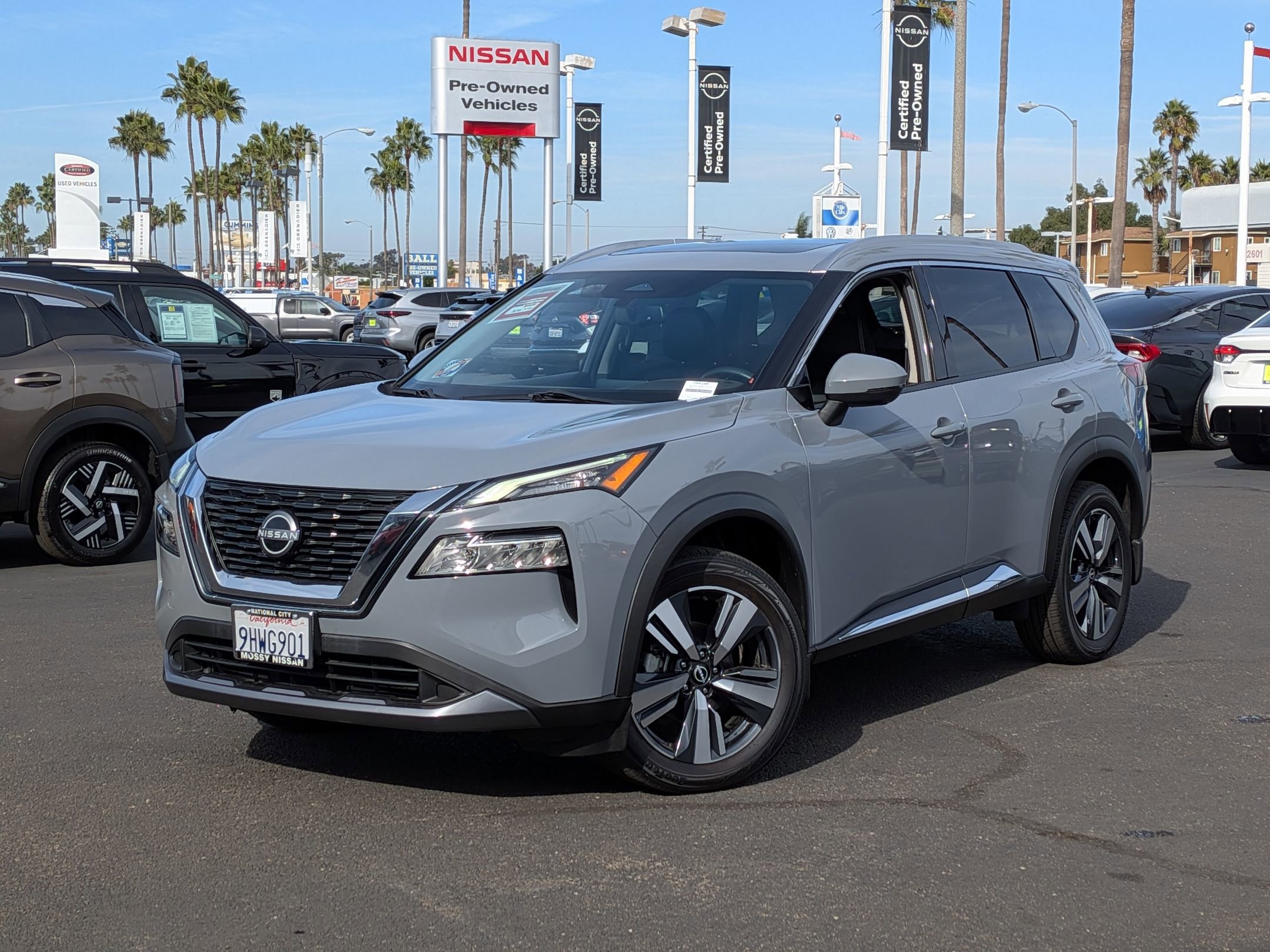 Used 2023 Nissan Rogue SL