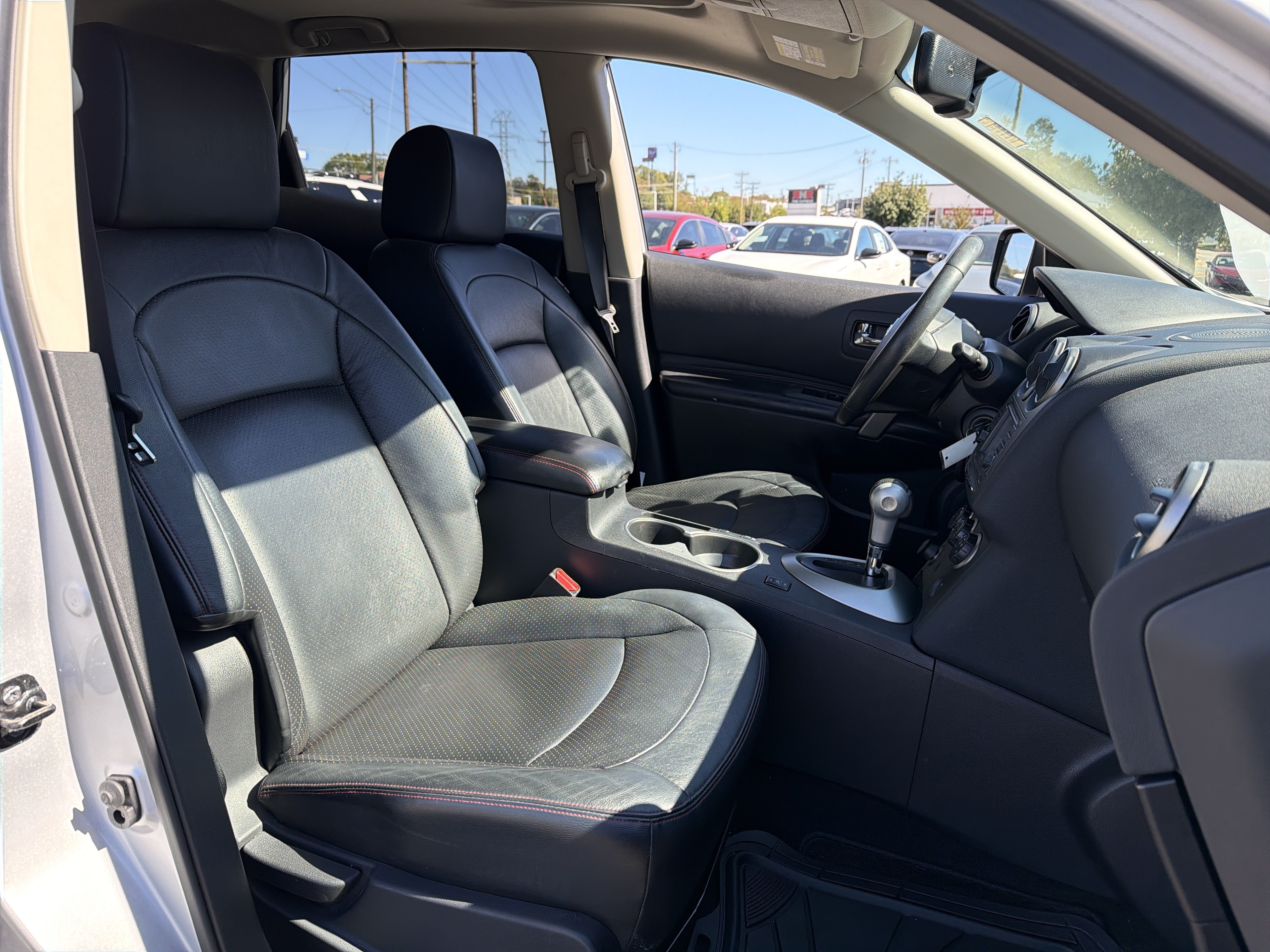 Used 2013 Nissan Rogue SL AWD/4WD image 21