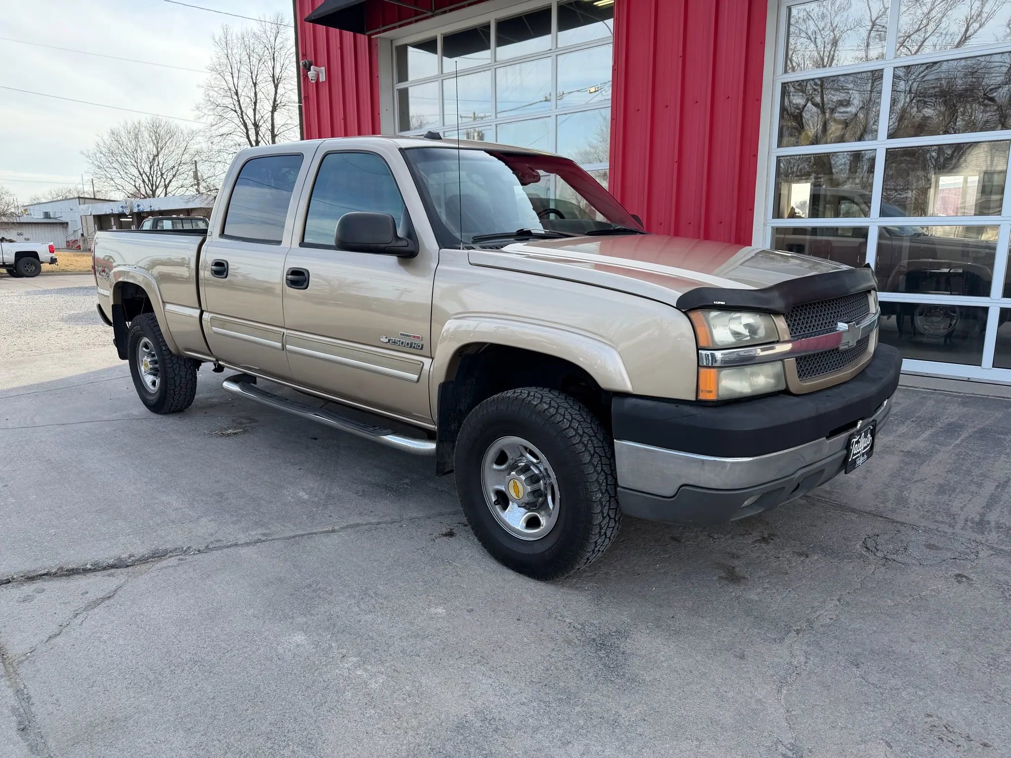 Used 2004 Chevrolet Silverado 2500 LS w/ Skid Plate Package AWD/4WD image 2
