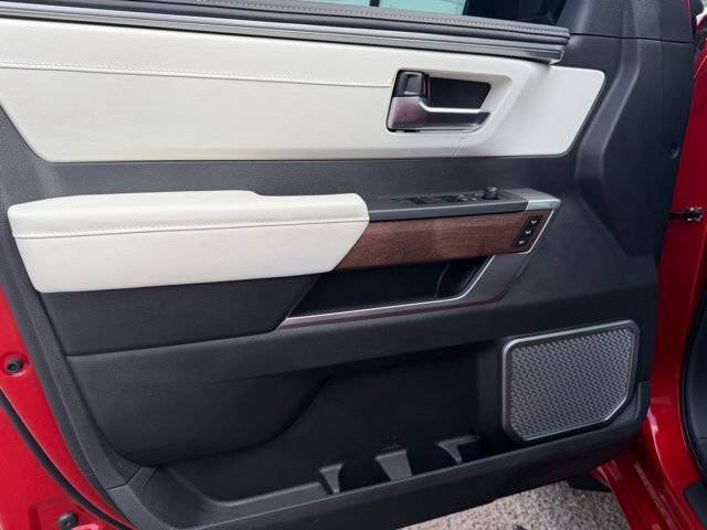 Used 2024 Toyota Sequoia Capstone RWD image 30