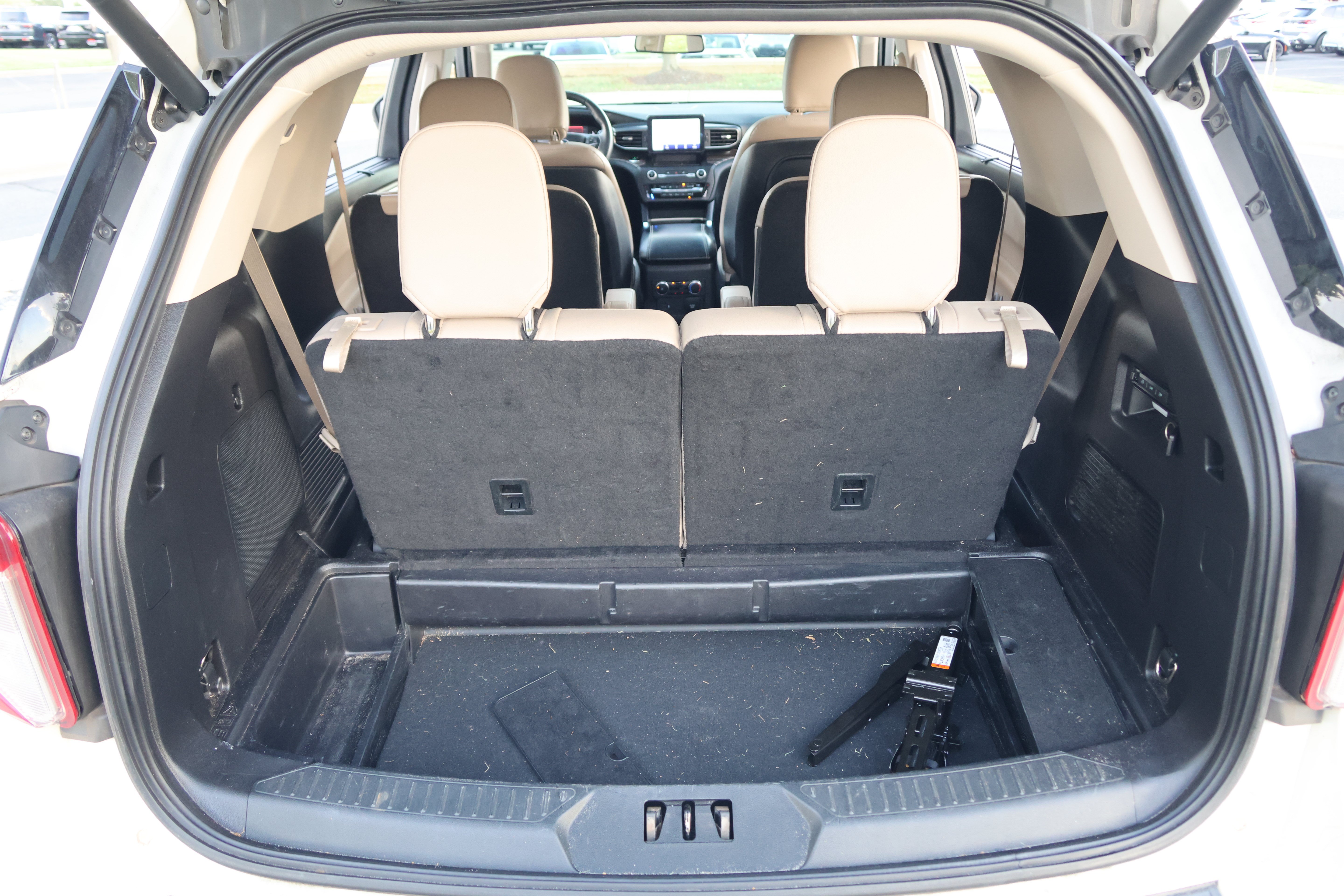 Used 2020 Ford Explorer Limited RWD image 36