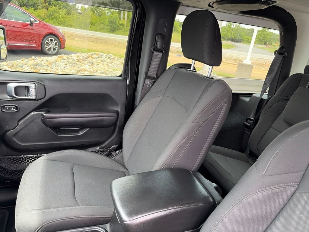 Certified 2018 Jeep Wrangler Sport AWD/4WD image 33