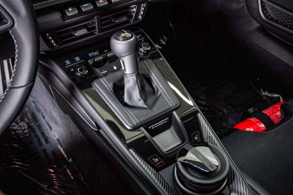 Certified 2026 Porsche 911 GT3 RWD image 32