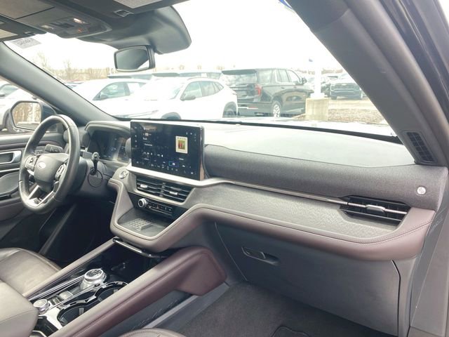 Used 2025 Ford Explorer Platinum w/ LUX Leather Package image 30