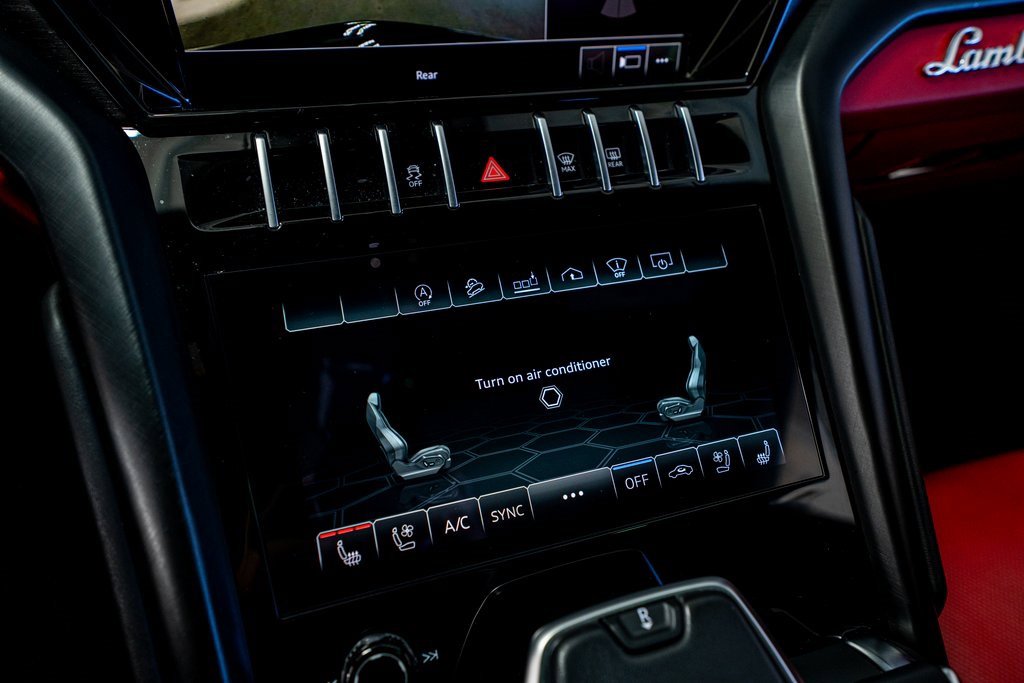 Used 2021 Lamborghini Urus image 52