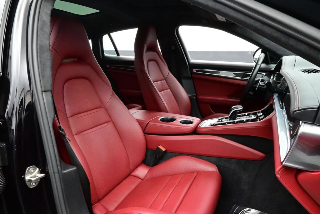 Certified 2021 Porsche Panamera Turbo S AWD/4WD image 18