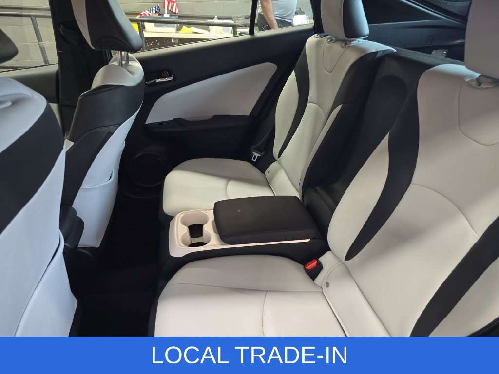 Used 2018 Toyota Prius Prime Advanced FWD image 14