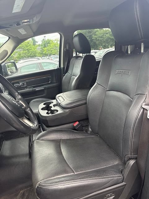 Used 2017 RAM 1500 Laramie w/ Convenience Group AWD/4WD image 5