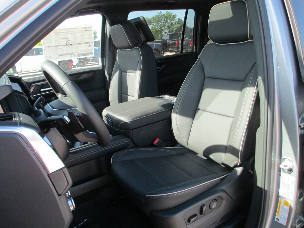 New 2026 GMC Yukon XL Elevation w/ Elevation Premium Package AWD/4WD image 12