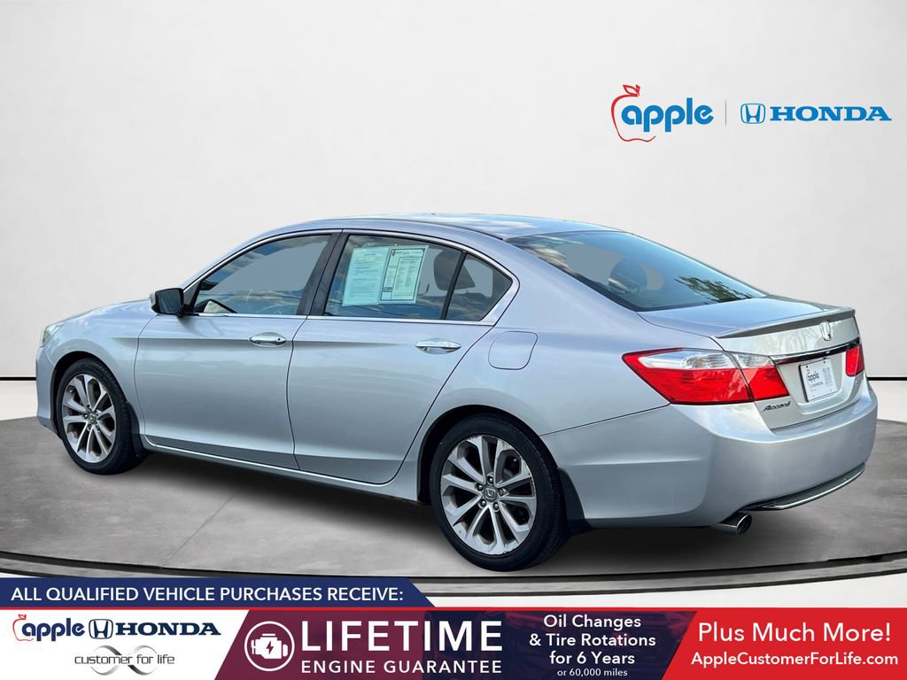 Used 2013 Honda Accord Sport image 4