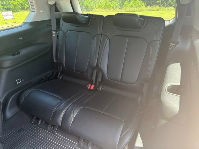 Used 2021 Jeep Grand Cherokee L Limited RWD image 16