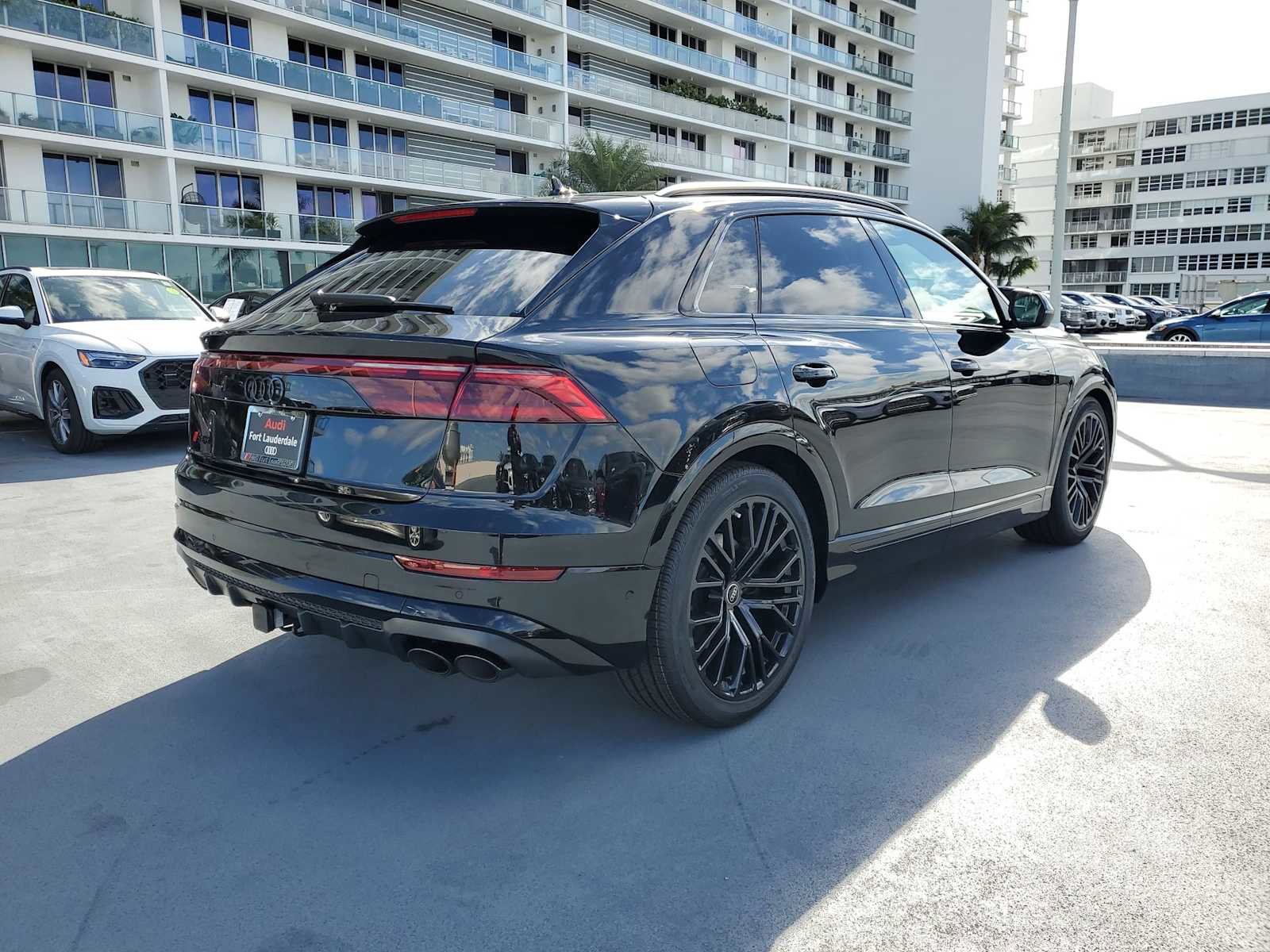 Certified 2025 Audi SQ8 Premium Plus image 6