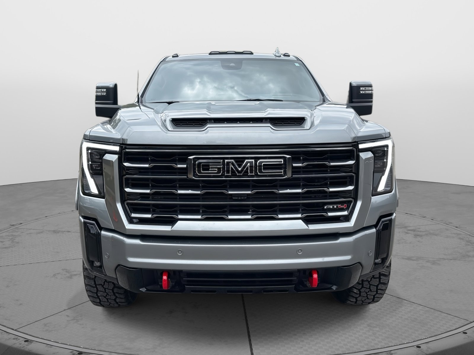 Used 2025 GMC Sierra 2500 AT4 w/ AT4 Premium Plus Package image 2