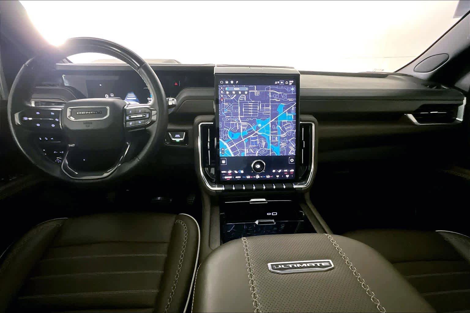 Used 2025 GMC Yukon XL Denali Ultimate w/ LPO, Floor Liner Package AWD/4WD image 15