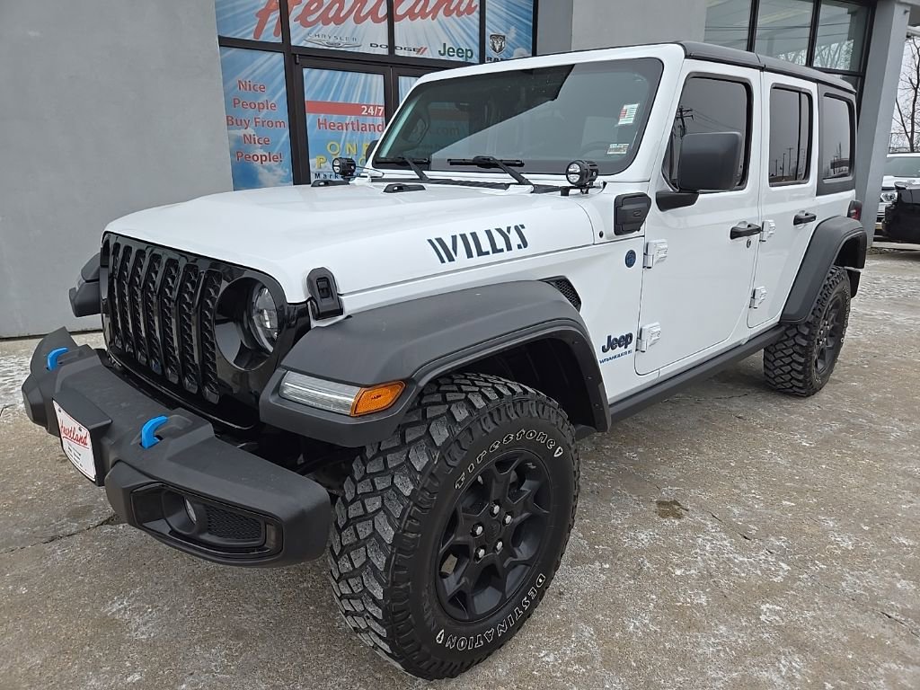 Used 2023 Jeep Wrangler Unlimited image 2