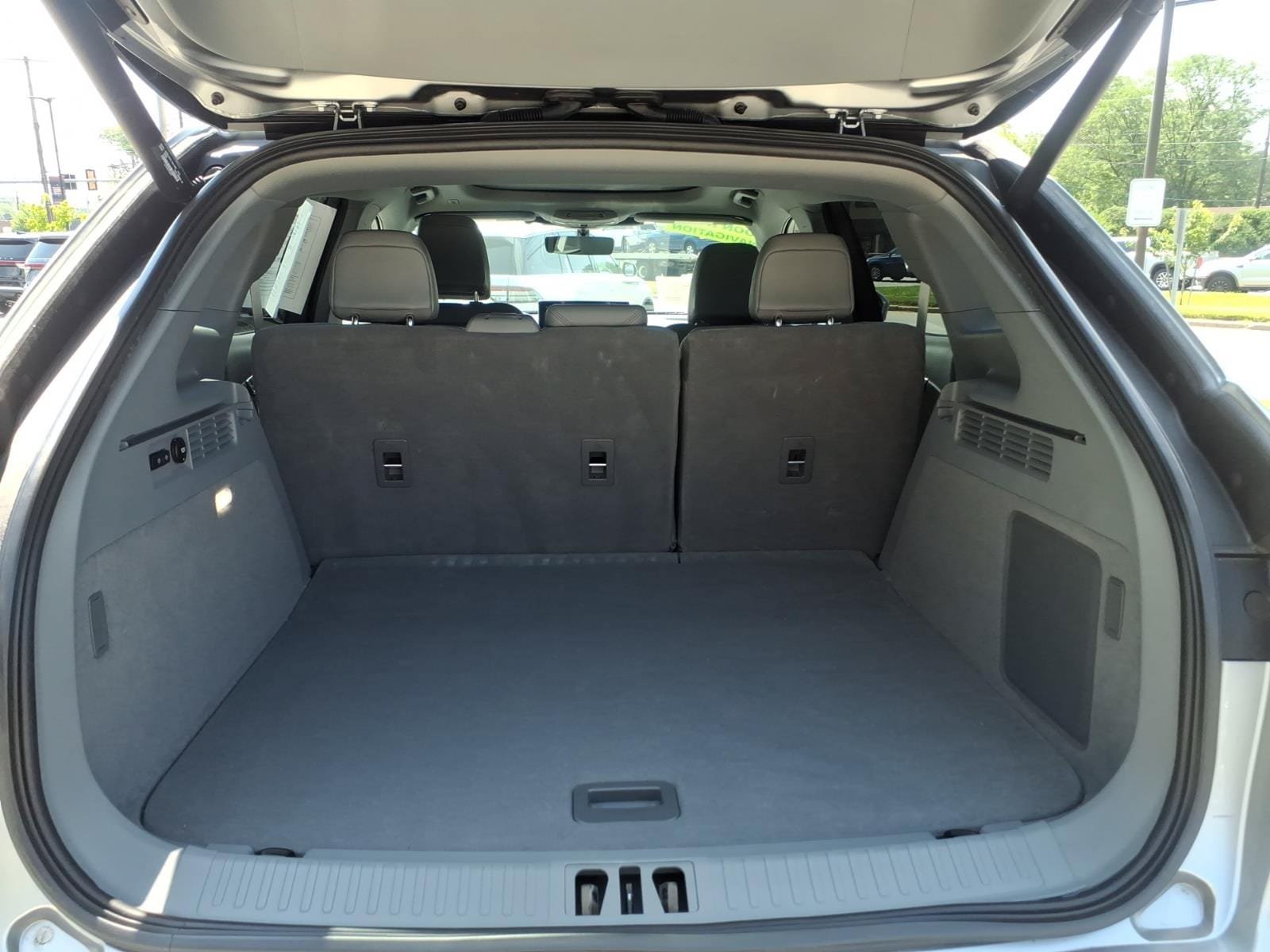 Certified 2022 Lincoln Nautilus Reserve AWD/4WD image 13