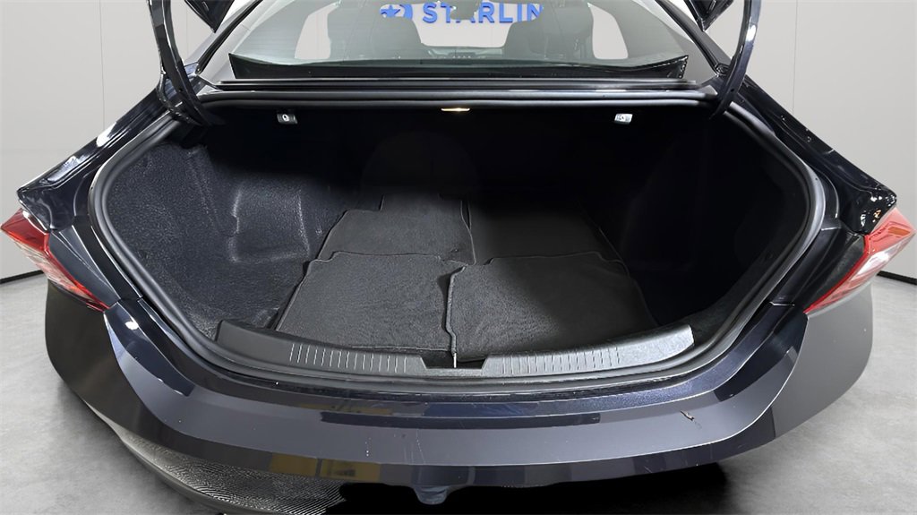 Used 2023 Chevrolet Malibu LT image 29