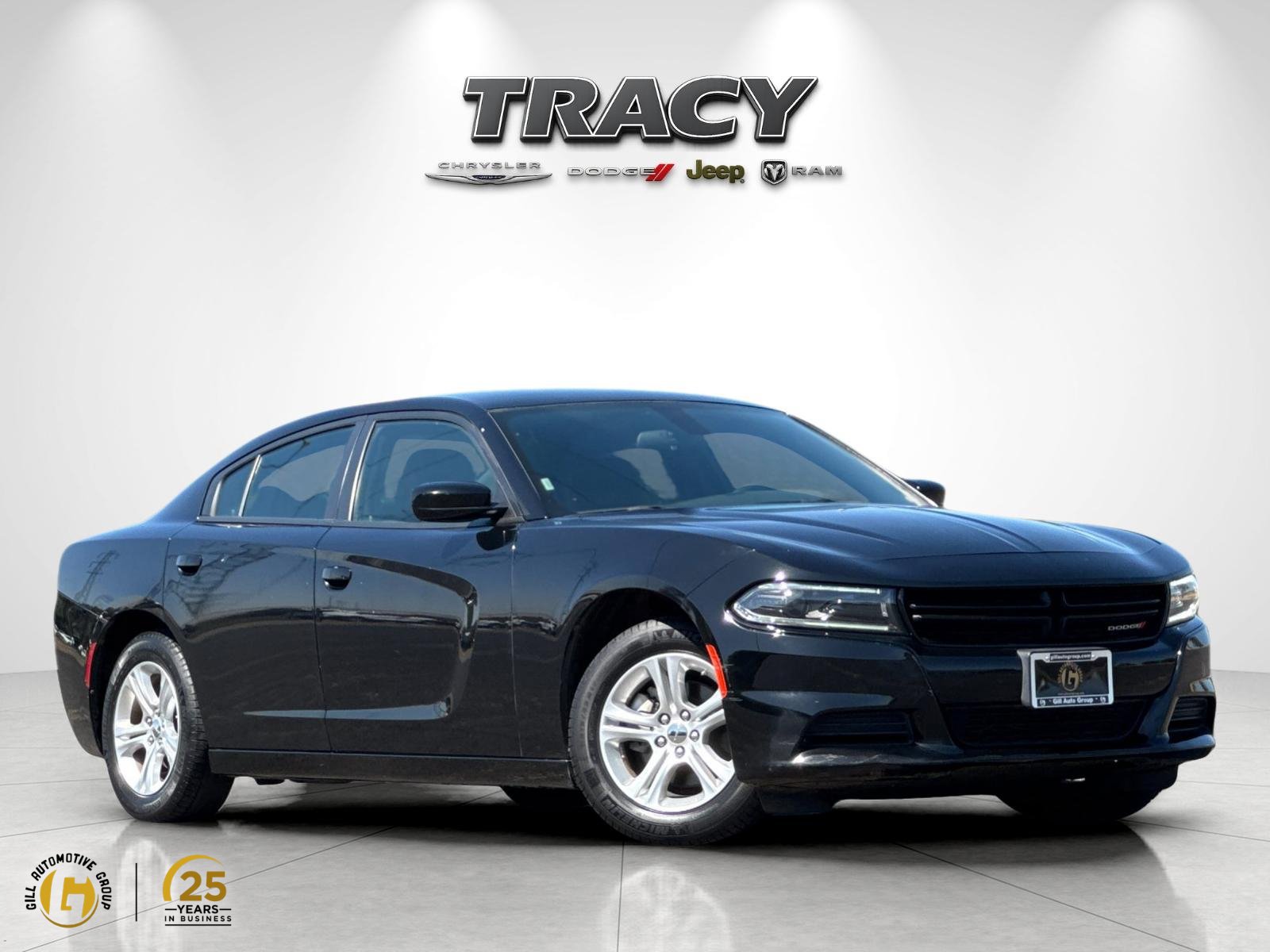 Used 2022 Dodge Charger SXT RWD image 1