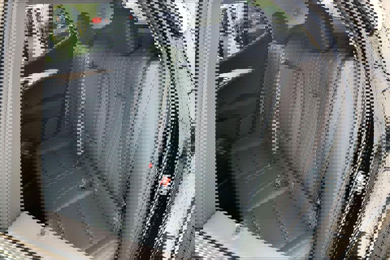 New 2026 Buick Envision Avenir image 10