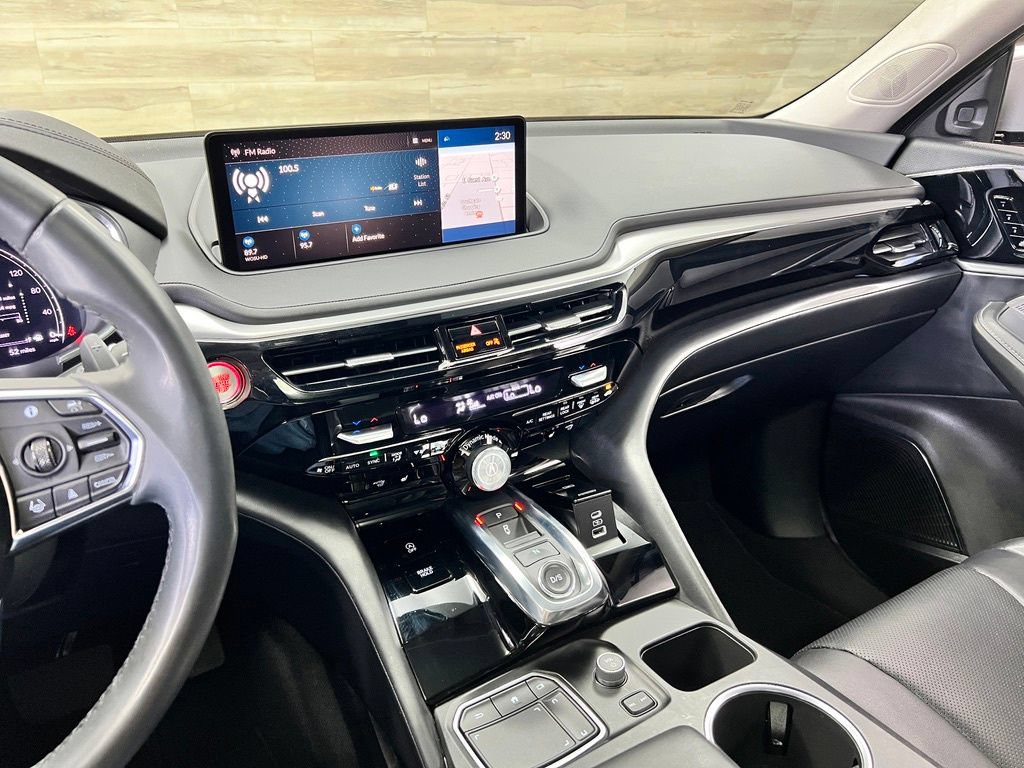 Used 2024 Acura MDX w/ Technology Package AWD/4WD image 13