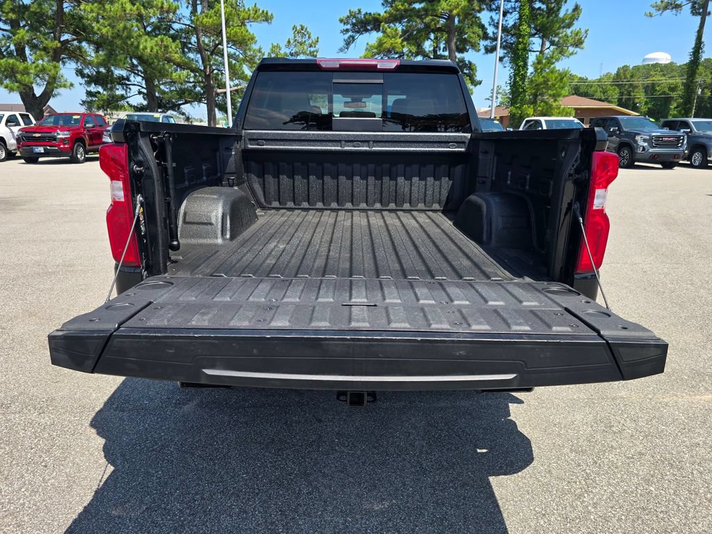 Certified 2022 Chevrolet Silverado 1500 LTZ w/ Safety Package II AWD/4WD image 23