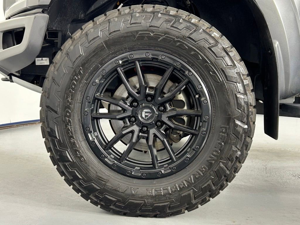 Used 2019 Ford F150 Raptor w/ Equipment Group 802A Luxury AWD/4WD image 39