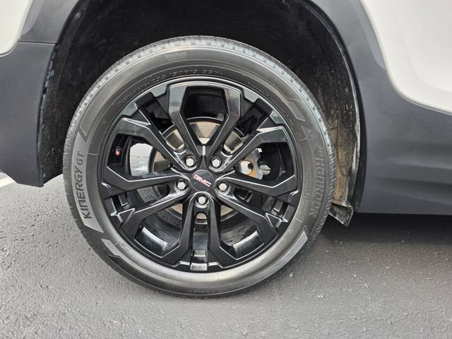 Used 2022 GMC Terrain SLE w/ Driver Convenience Package AWD/4WD image 6