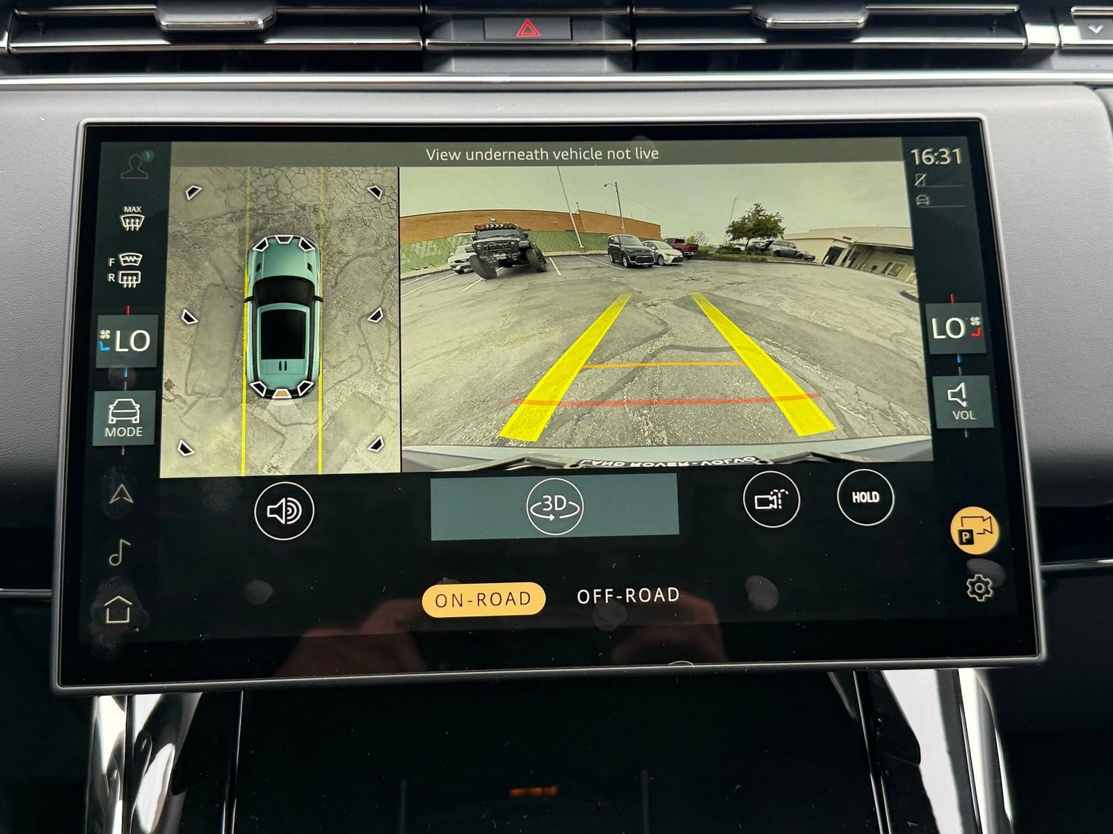 New 2026 Land Rover Range Rover Sport Dynamic SE AWD/4WD image 39