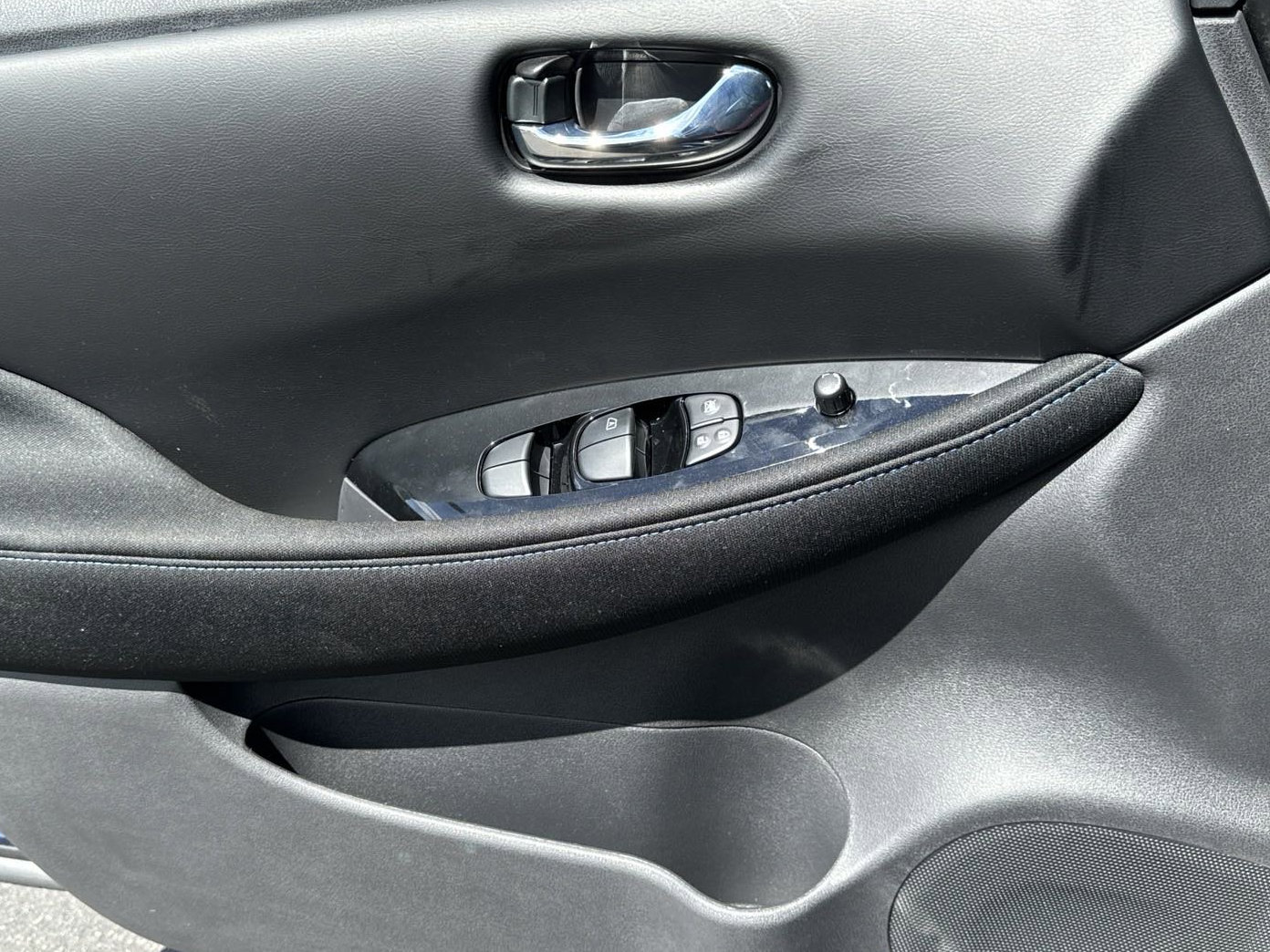 New 2025 Nissan Leaf SV Plus FWD image 8