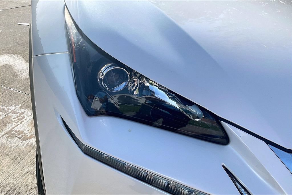 Used 2015 Lexus NX 200t FWD image 39