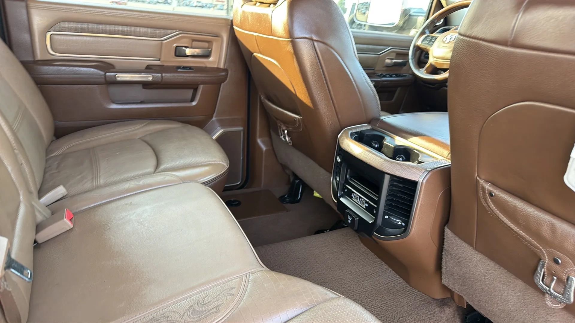 Used 2019 RAM 3500 Limited w/ Max Tow Package AWD/4WD image 61