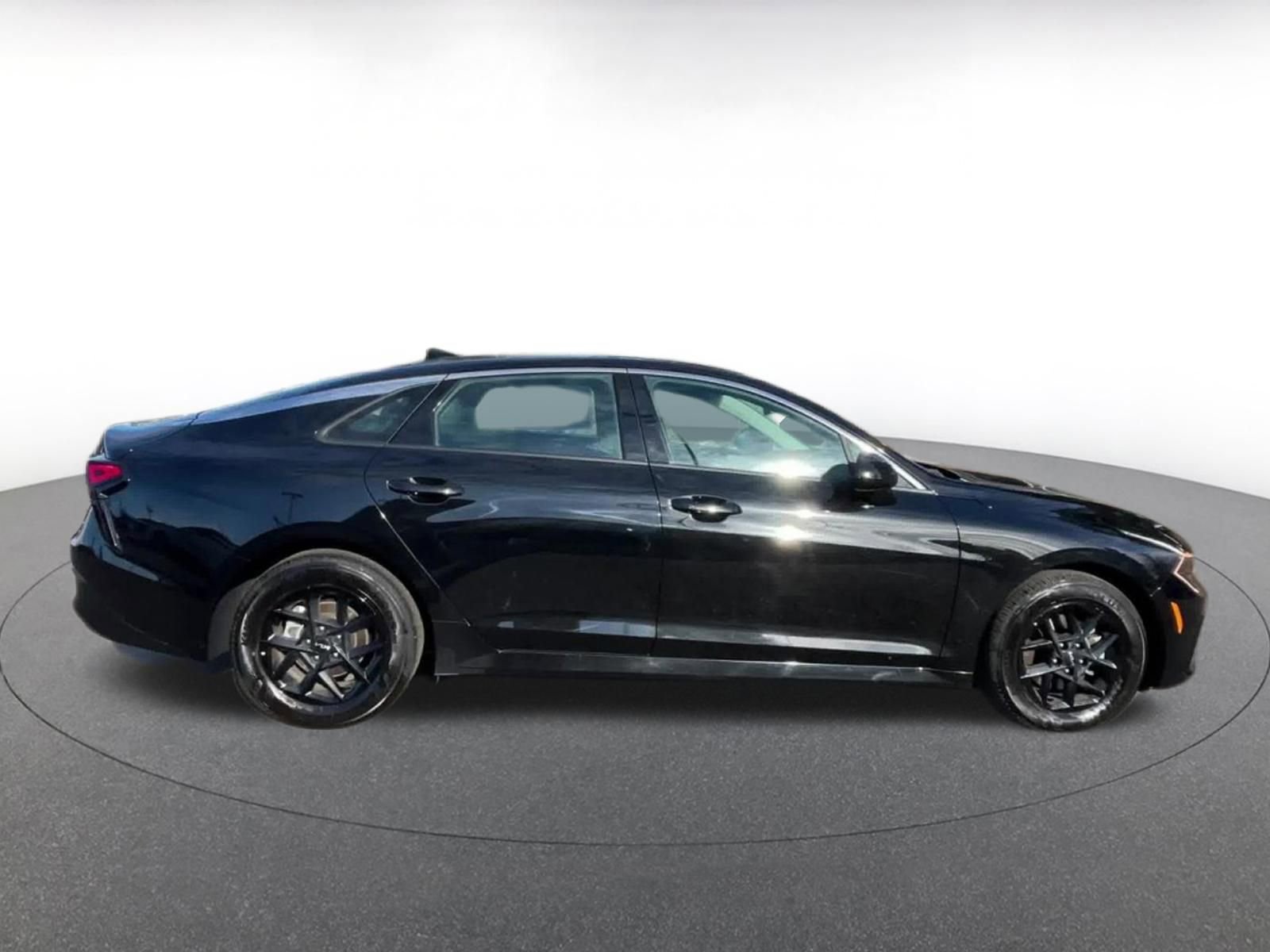 Used 2025 Kia K5 LXS image 16