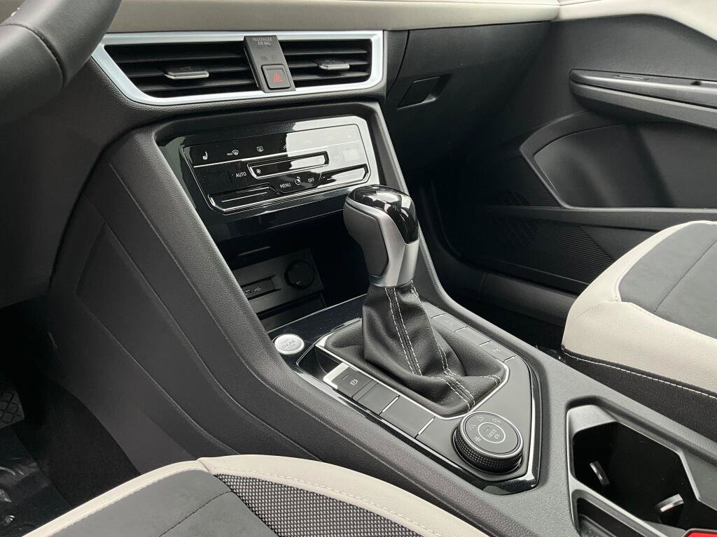 New 2026 Volkswagen Taos SE AWD/4WD image 20