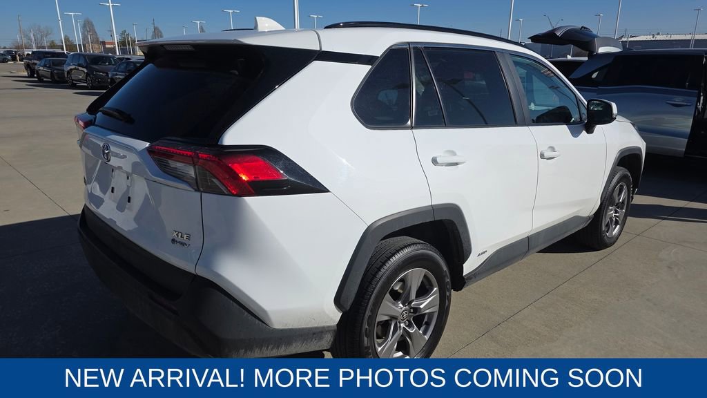 Used 2025 Toyota RAV4 XLE image 5