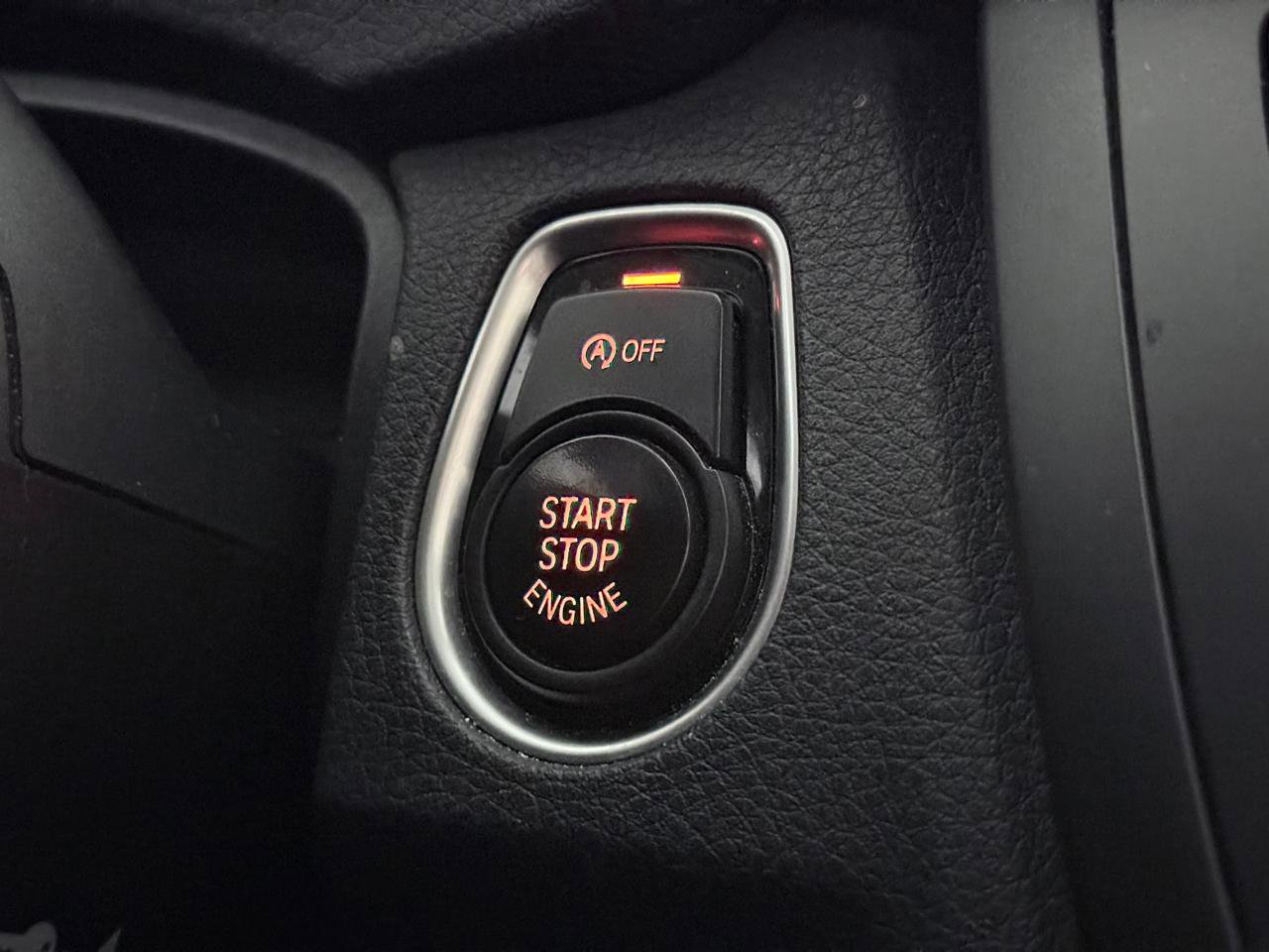 Used 2014 BMW 320i xDrive Sedan AWD/4WD image 39