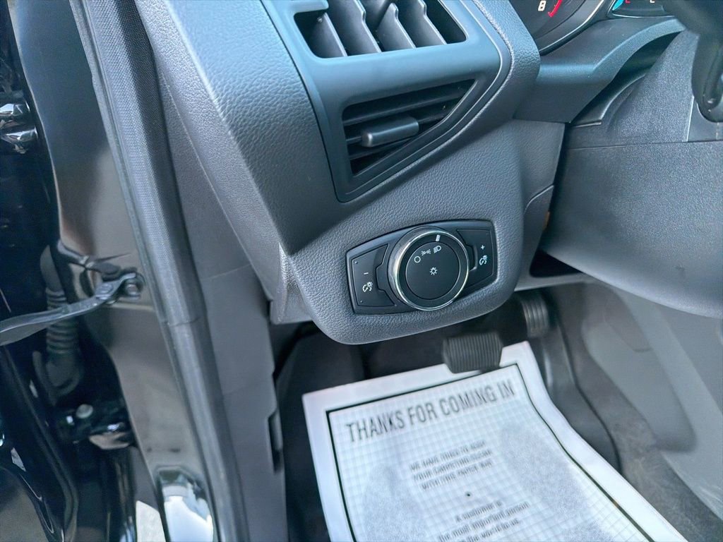 Used 2015 Ford Escape S image 23