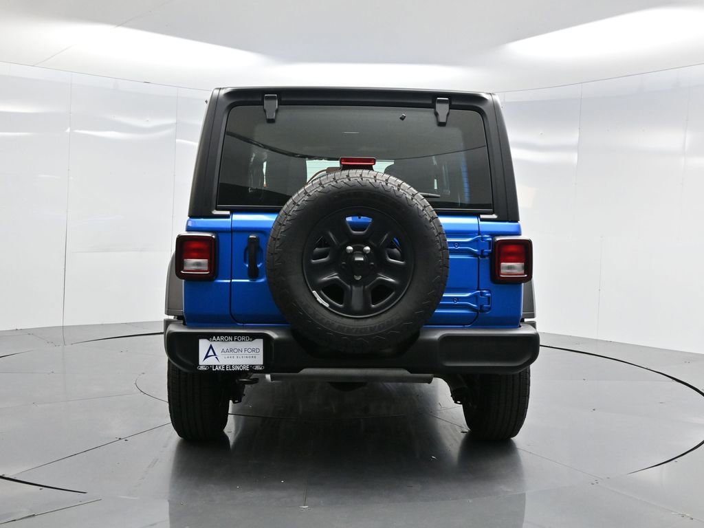 Used 2025 Jeep Wrangler Sport image 45