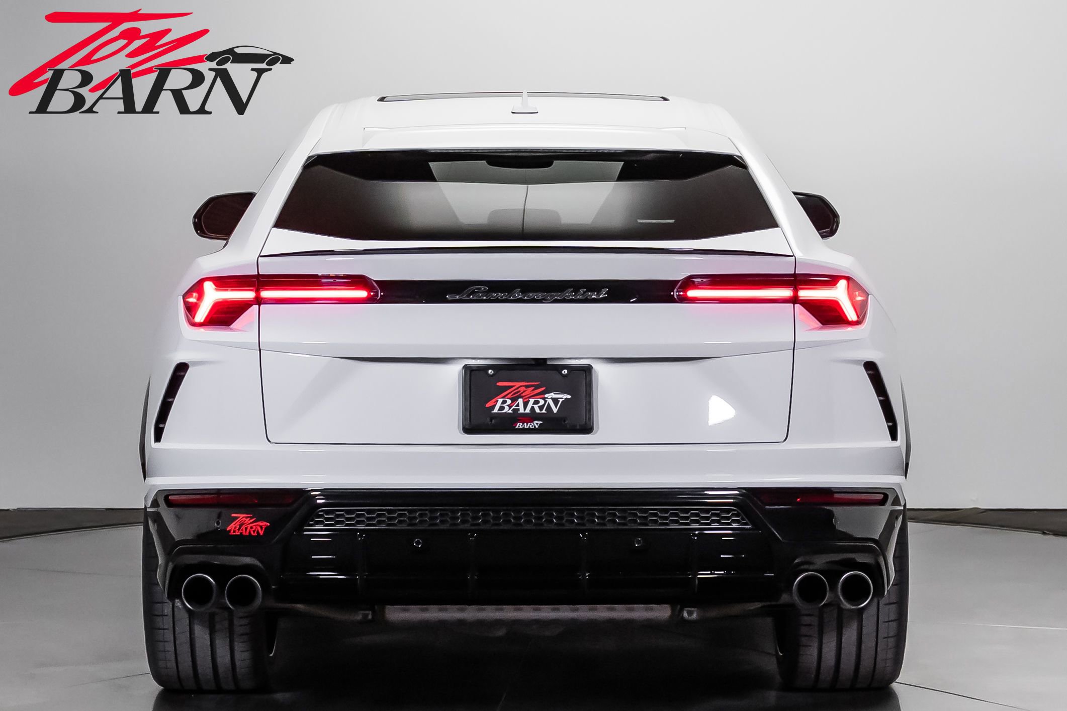 Used 2022 Lamborghini Urus AWD/4WD image 4