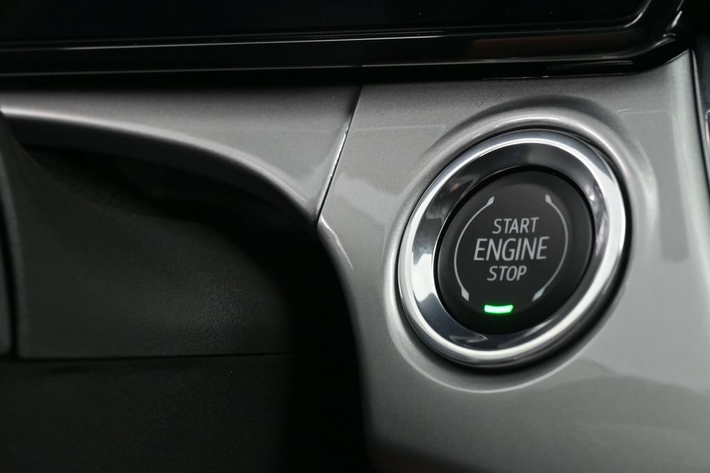 New 2026 Chevrolet Trax LT w/ Driver Confidence Package FWD image 18