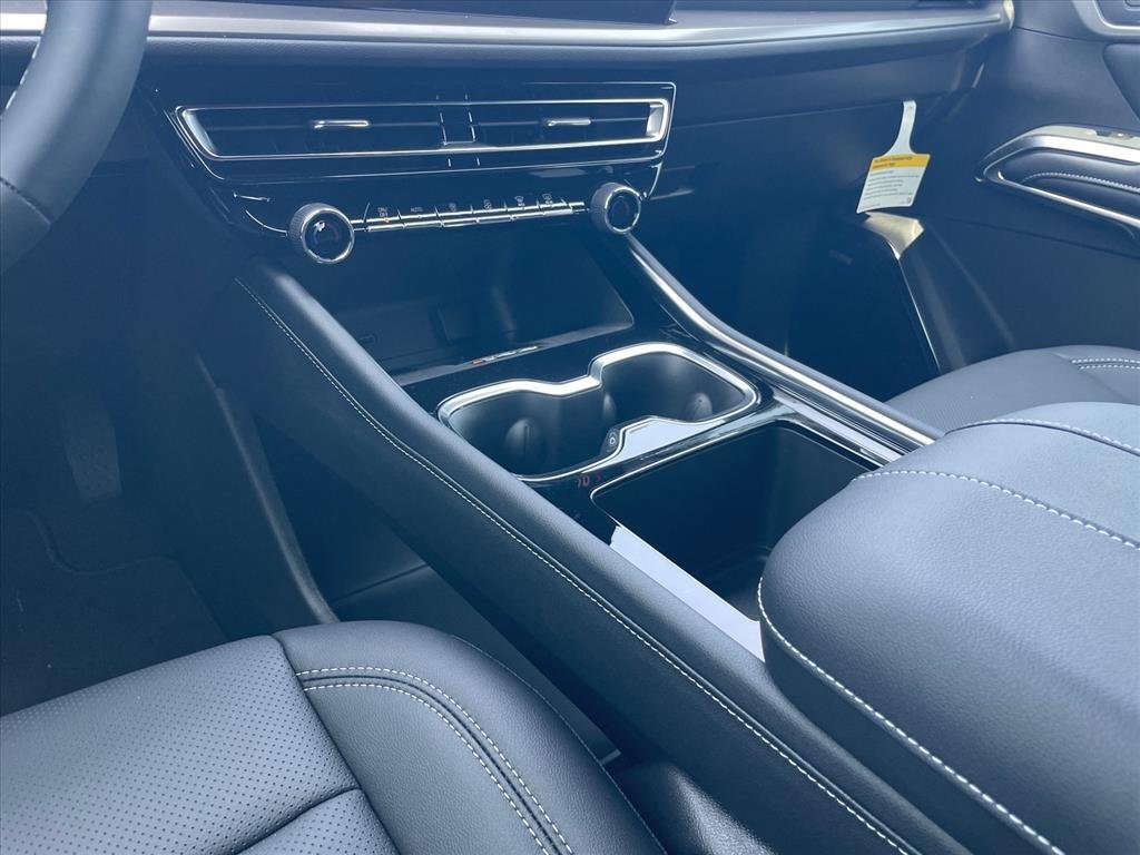 New 2027 Chevrolet Traverse LT w/ Enhanced Driving Package FWD image 18