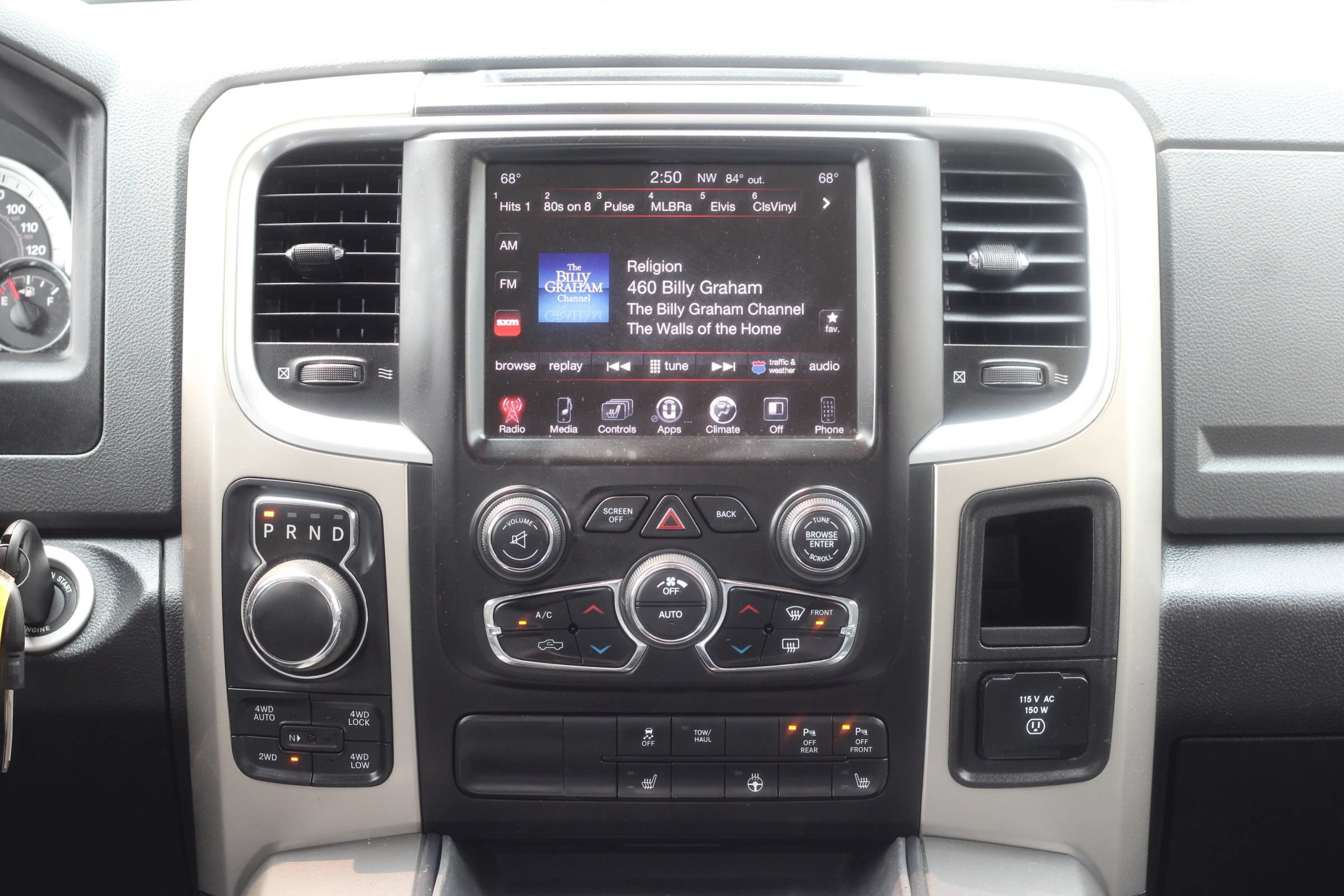 Used 2015 RAM 1500 Big Horn AWD/4WD image 18