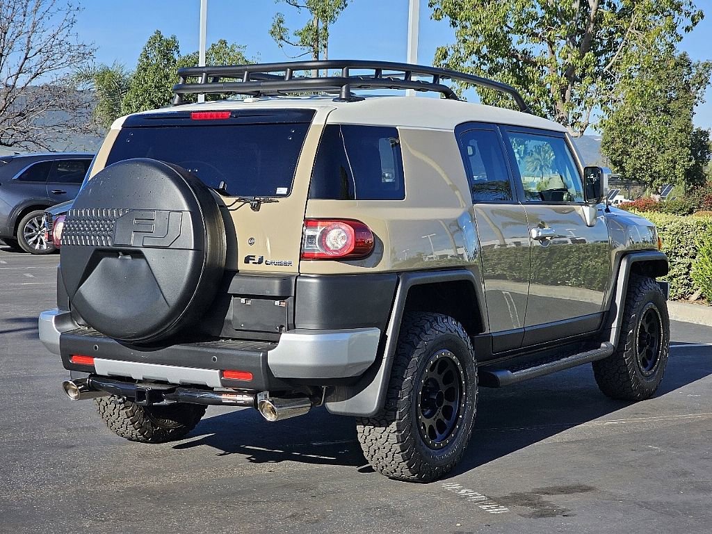 Used 2014 Toyota FJ Cruiser 4WD w/ Upgrade Package image 19