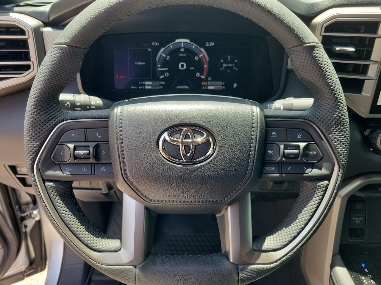 New 2026 Toyota Tundra Limited AWD/4WD image 18