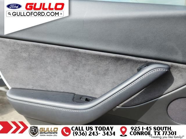 Used 2022 Tesla Model Y Long Range image 17